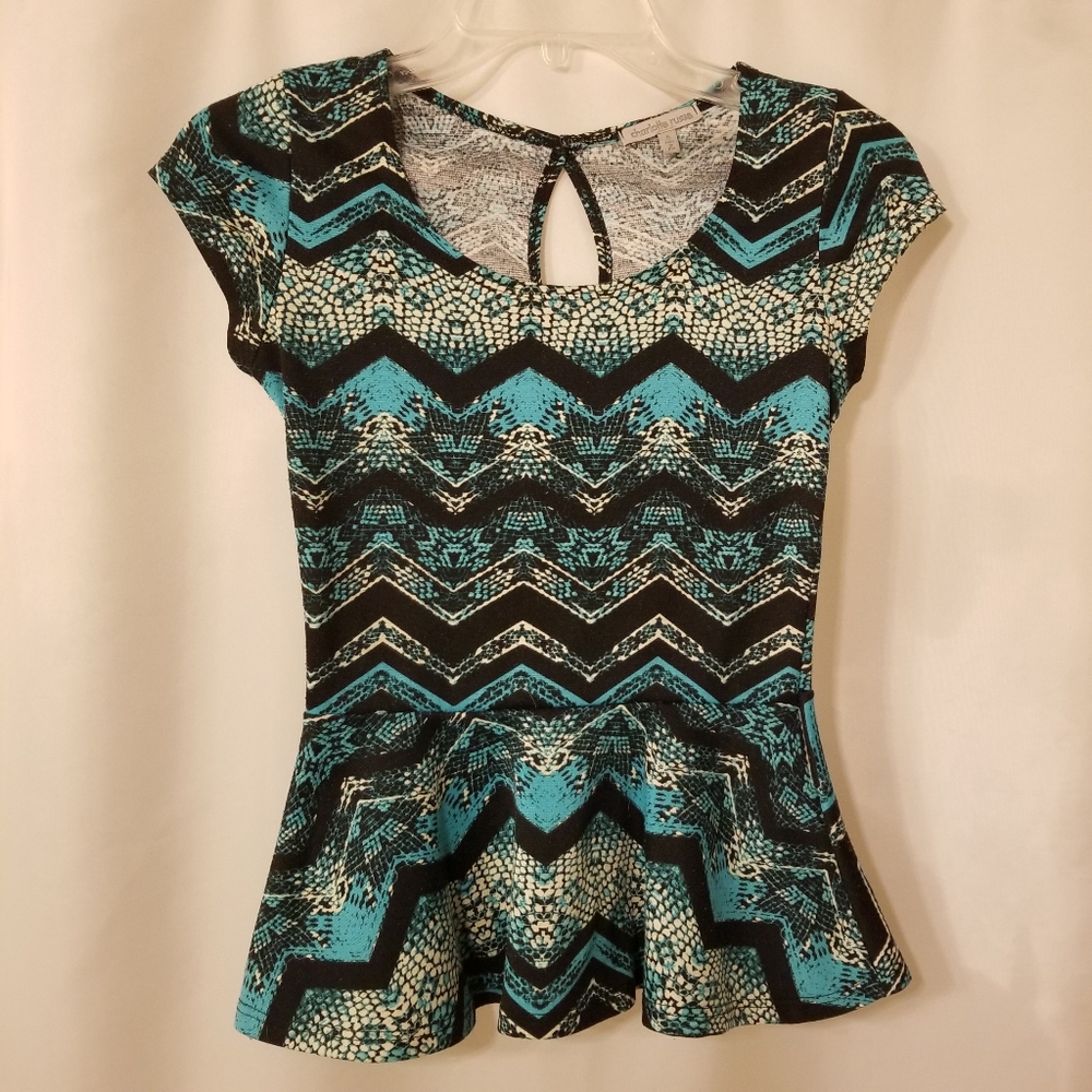 Charlotte Russe Short Sleeve Top